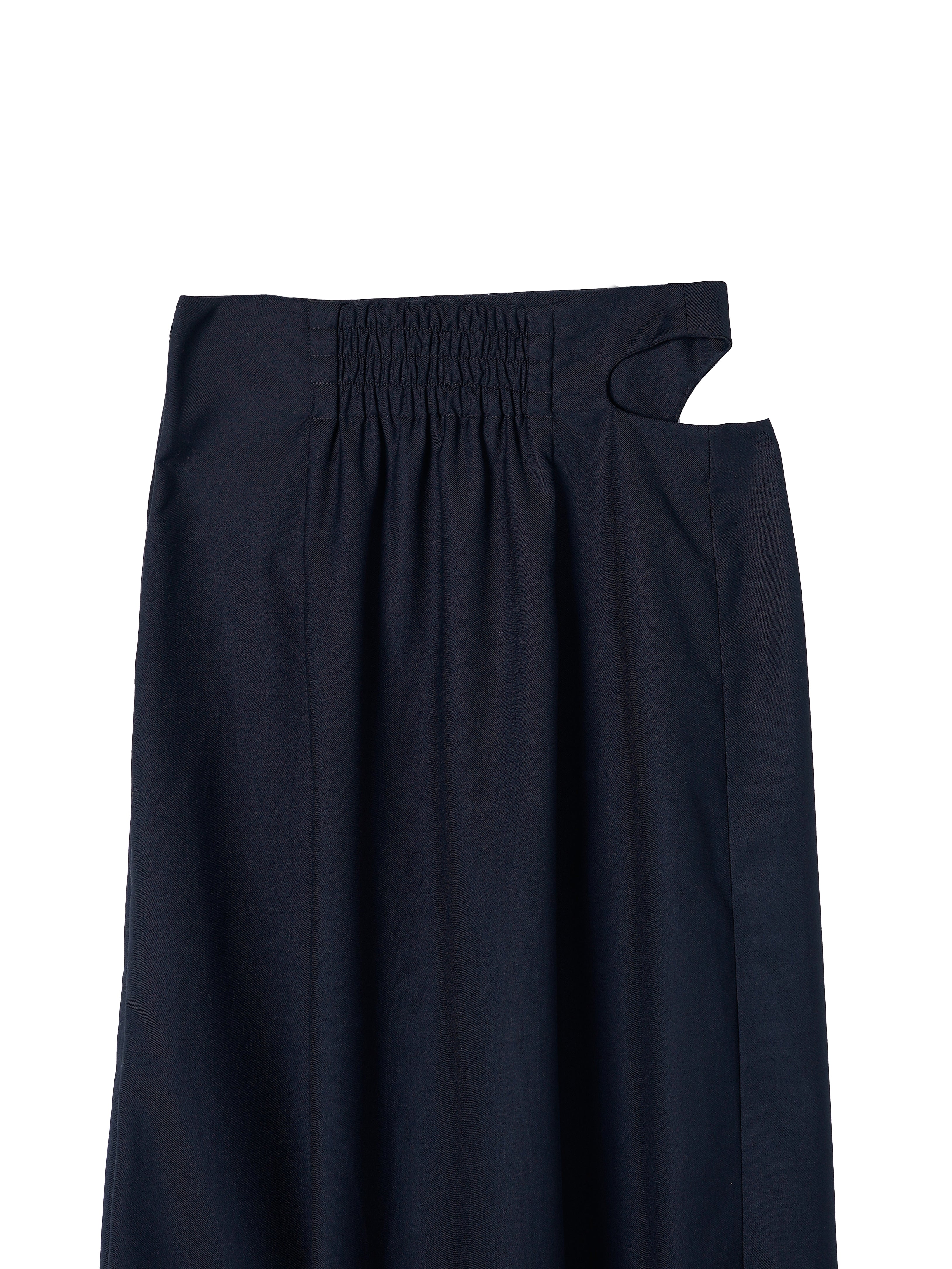 Nuyuh line cutting wrap skirt